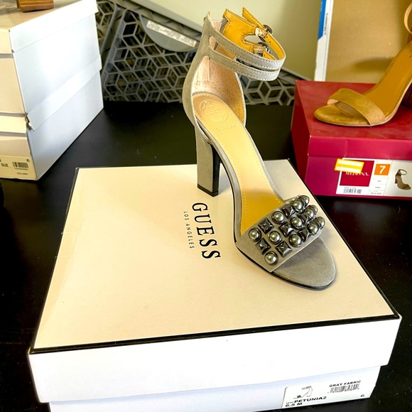 Brand New Guess Wedges - size 6.5 - Picture 1 of 3